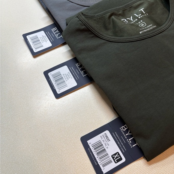 BYLT Premium Basics Lux XL Men’s shirts. Three sold together (NWT attached) - Picture 2 of 5